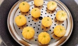 网红吃小占瓜好吃吗是真的吗,口感真实测评，好吃与否一探究竟
