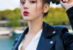 为了吃瓜她进娱乐圈却红了2k,她如何凭借2K粉丝量逆袭成明星