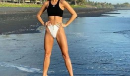 泳装女友在线观看,夏日激情，浪漫邂逅